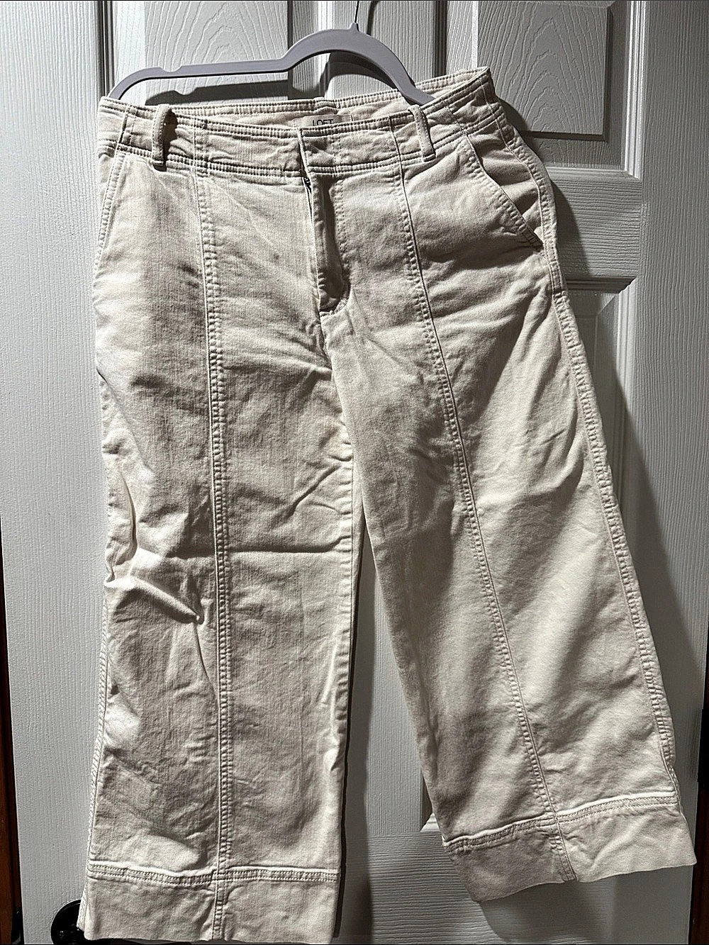 LOFT Wide Leg Pants in Cream Size 6P Like New